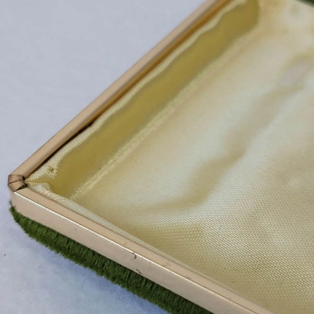 Vintage Miriam Haskell for Chatani Pearls Presentatio Box Dark Green Velvet Case